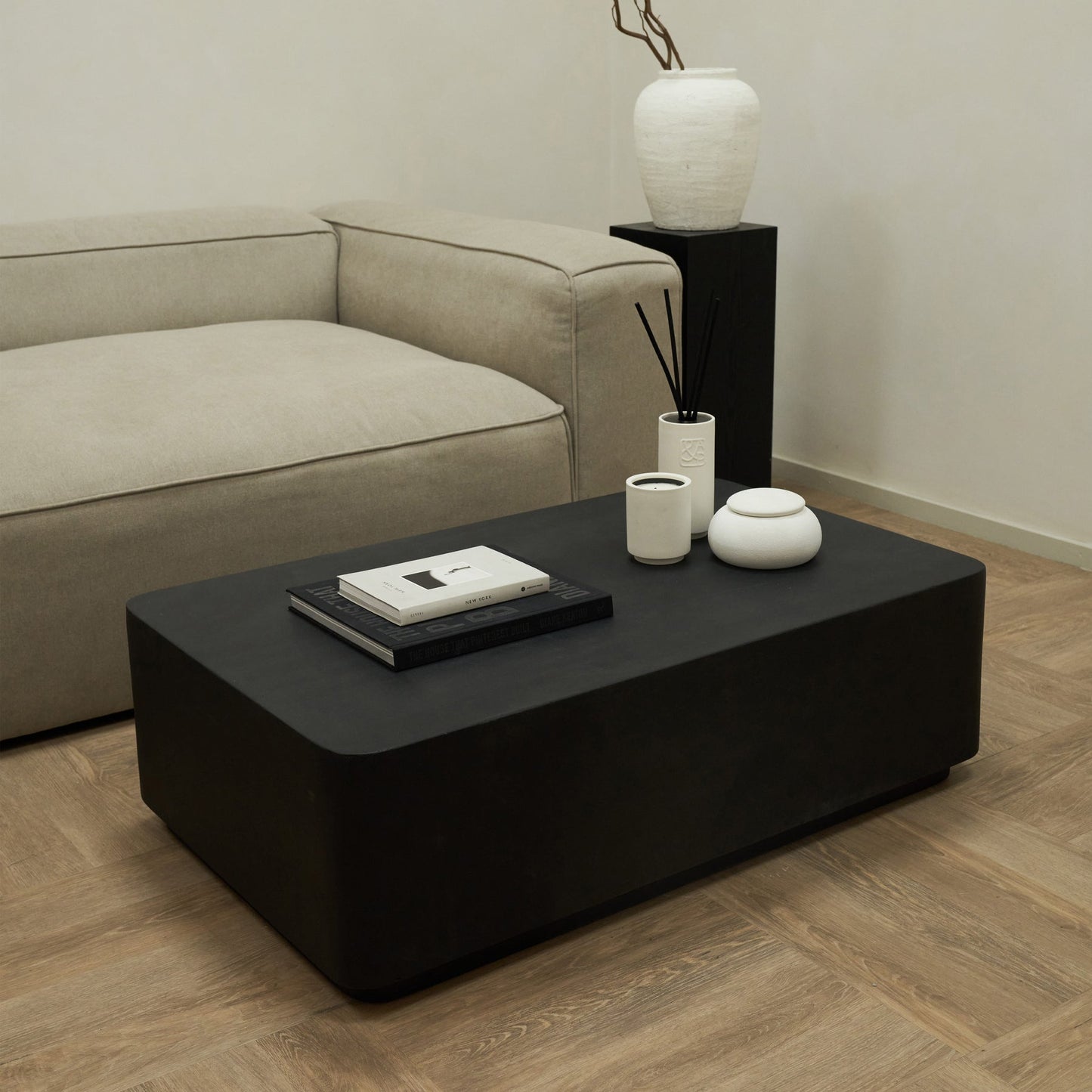 Obsidian Luxe - Rectangular Onyx Coffee Table