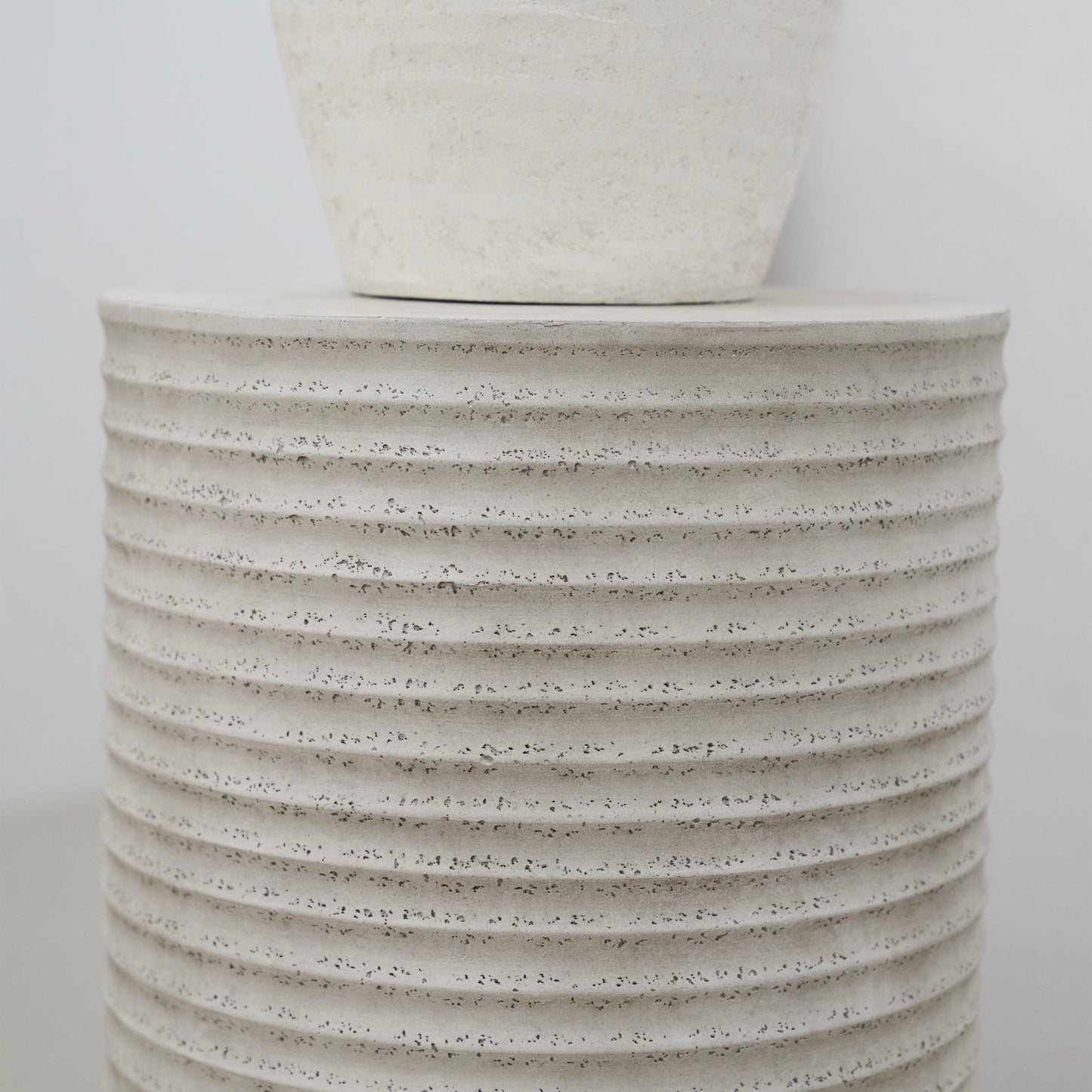 Tala - Ribbed Wooden Pedestal White