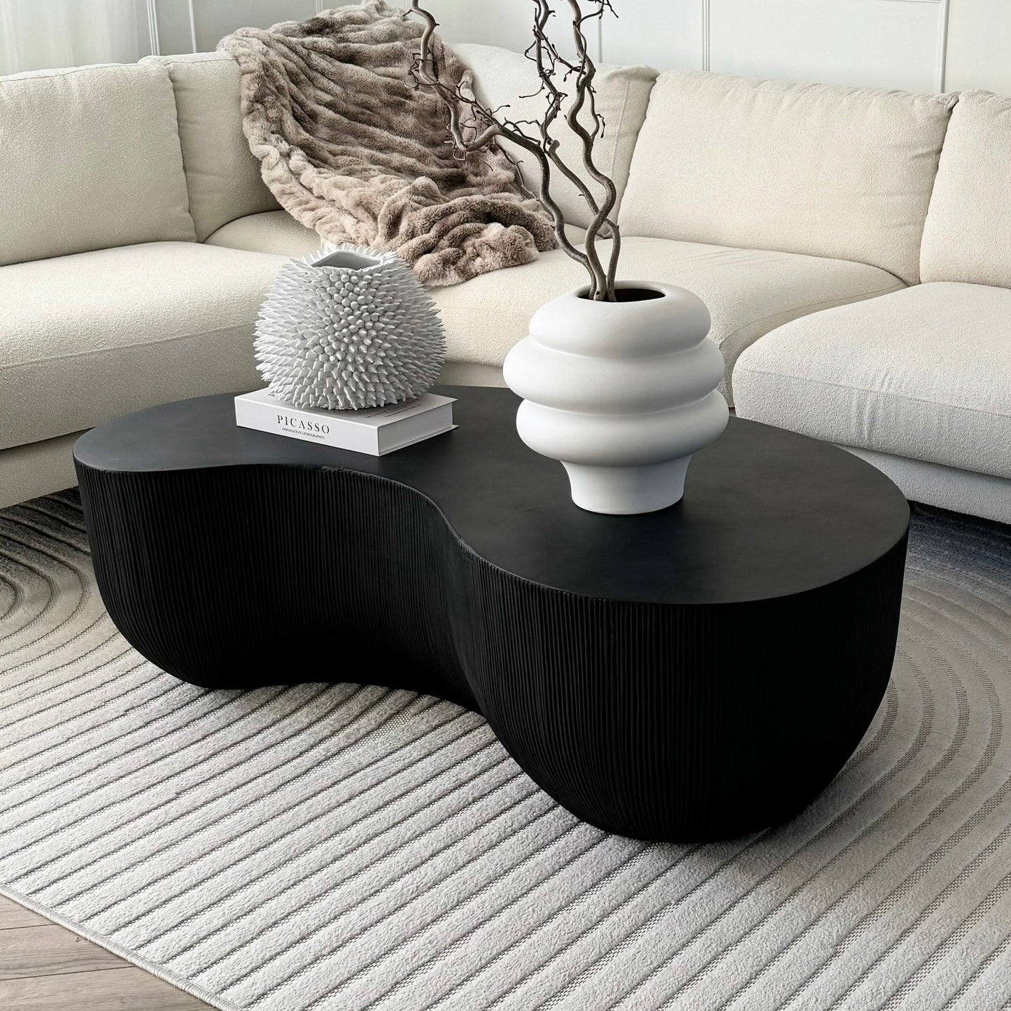 Leonardo - Minimal Onyx Shaped Coffee Table Large Black